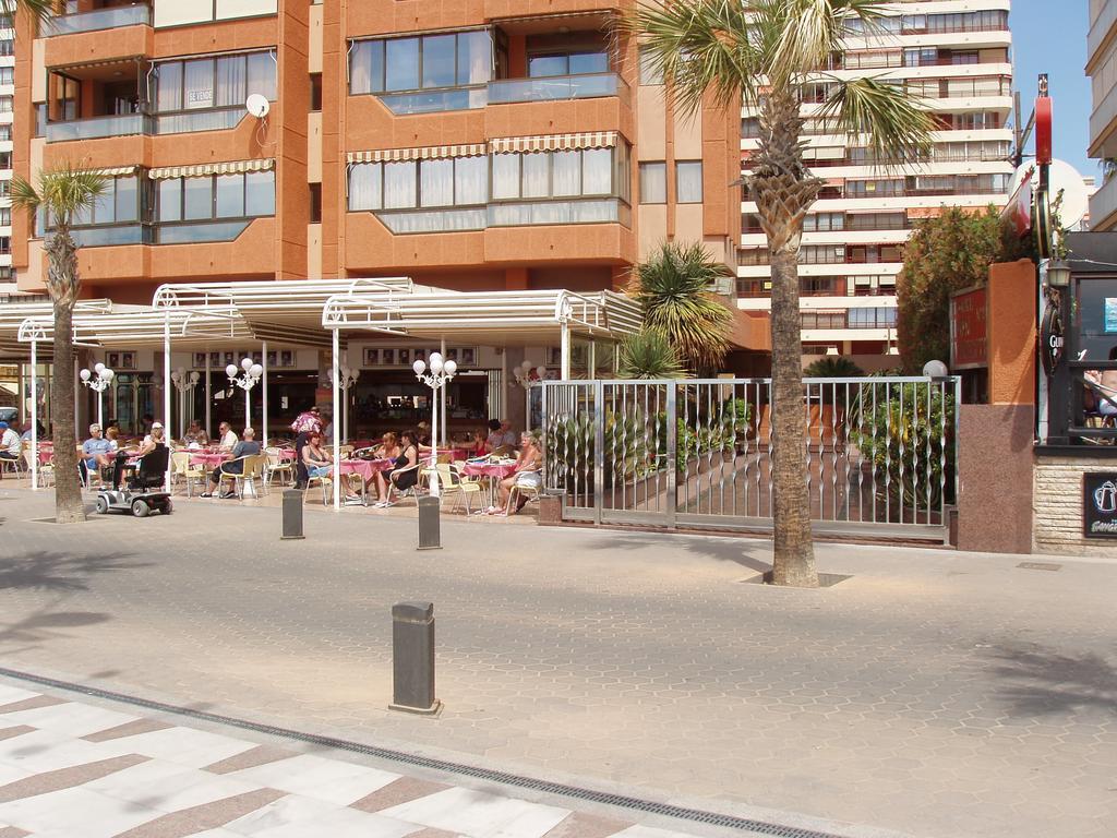 Apartamentos Don Vicente 베니돔 객실 사진